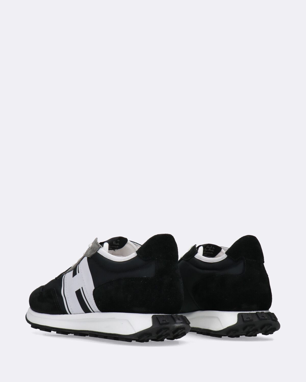 Black H601 Sneakers